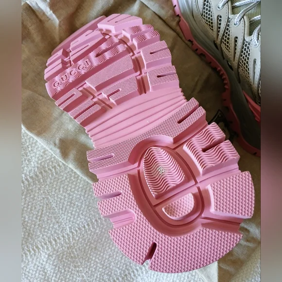 New. Gucci lace up booties - Picture 5 of 12